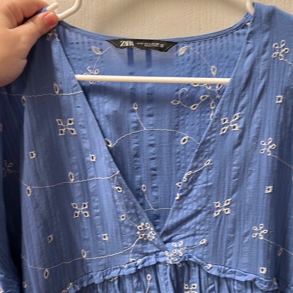 Zara embroidered dress - Picture 2 of 4